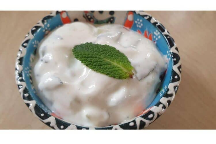 bowl of raita