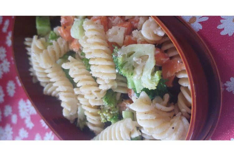 broccoli and carrots pasta